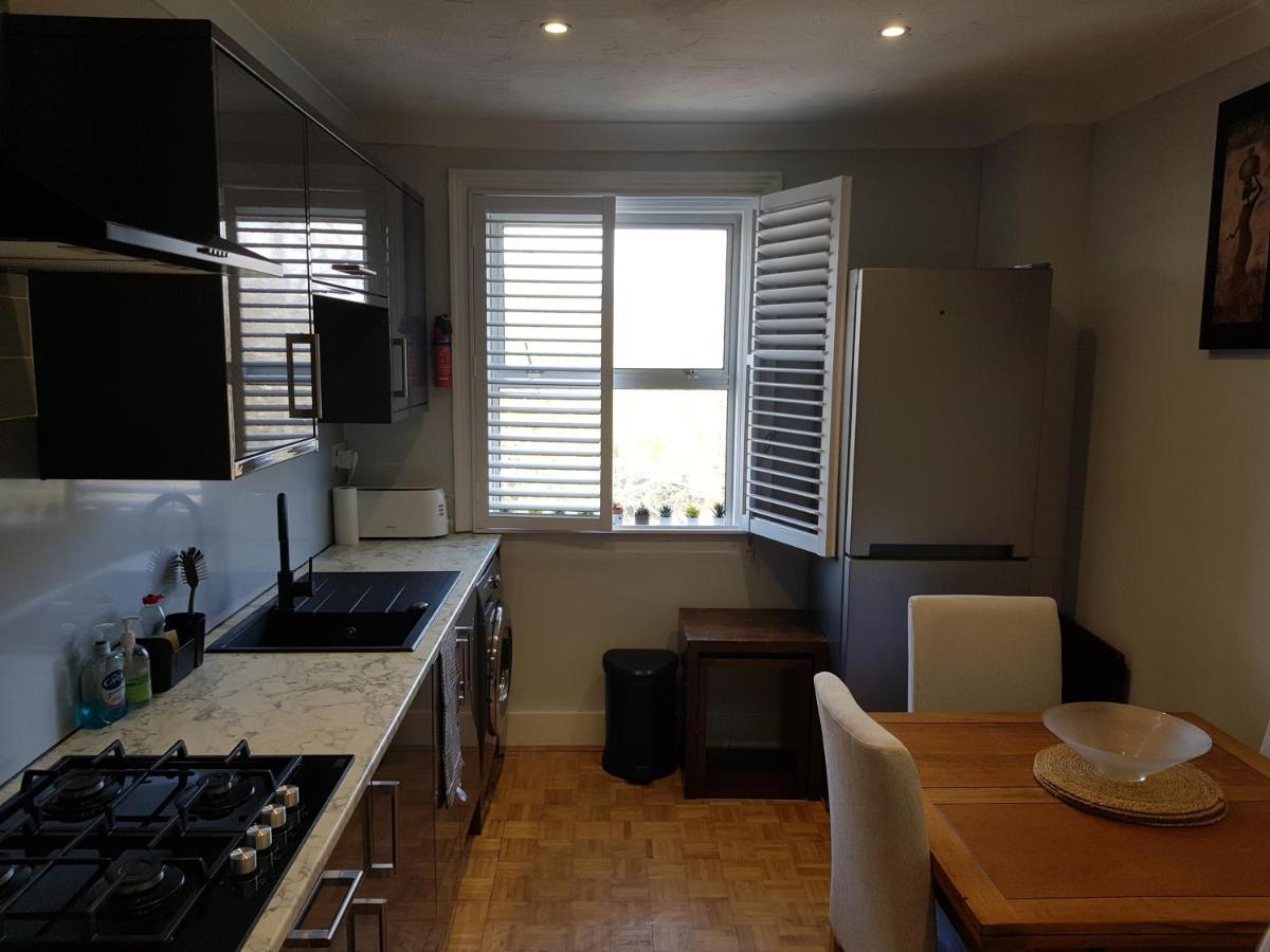 Parkview Apartment Eastbourne Exteriör bild